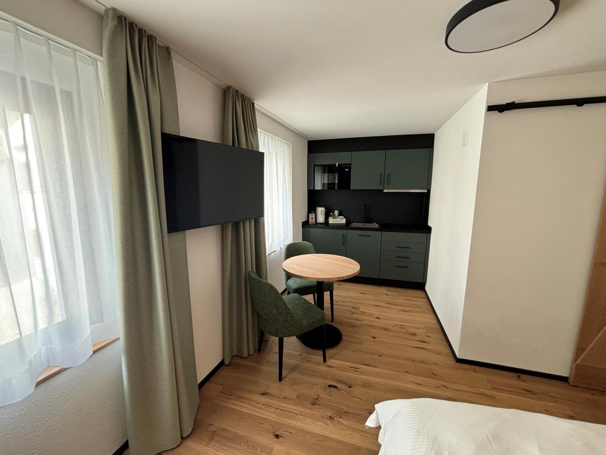 Appart Hotel Pitschonia Self Check-In アンデアー エクステリア 写真