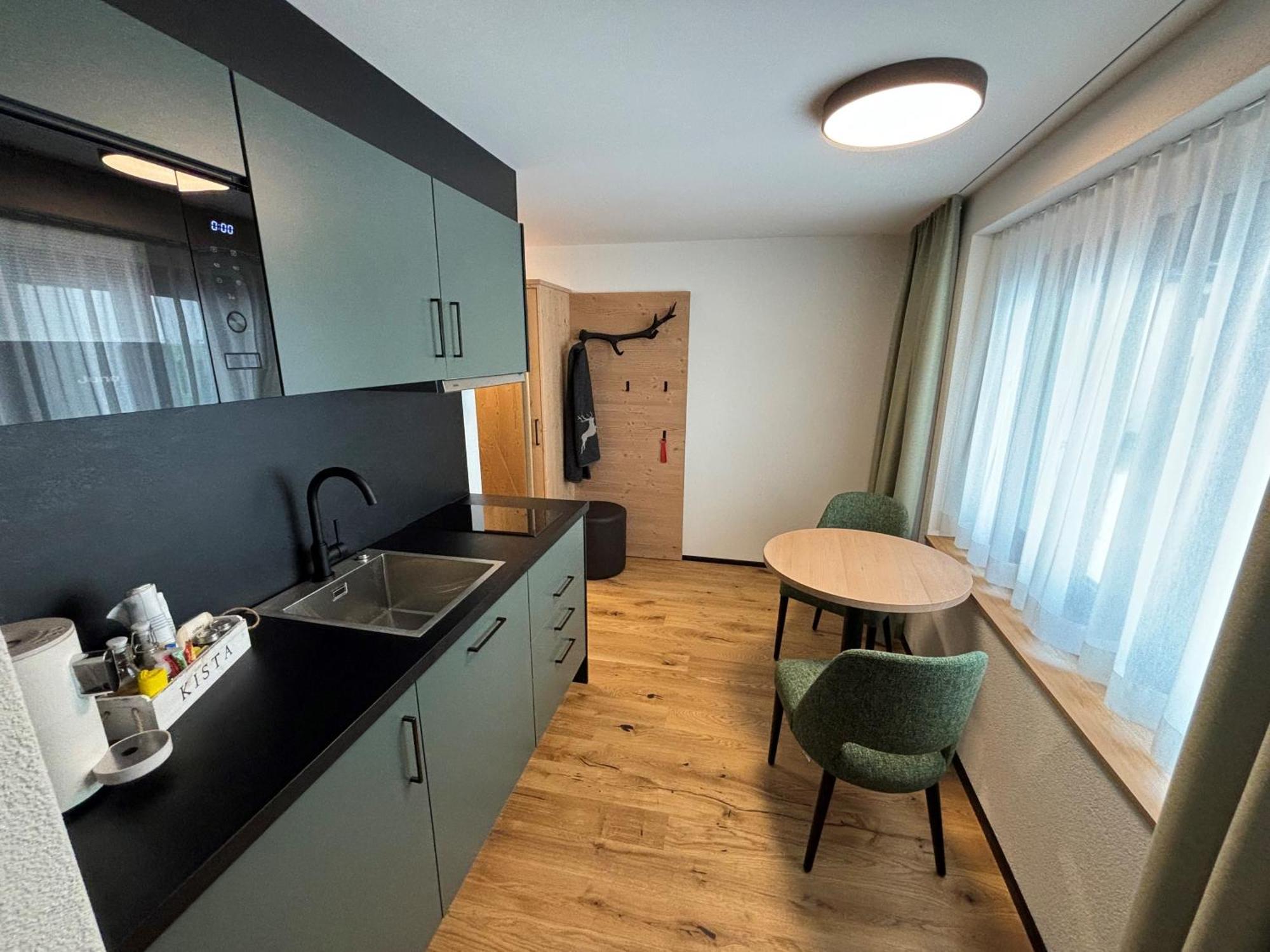 Appart Hotel Pitschonia Self Check-In アンデアー エクステリア 写真